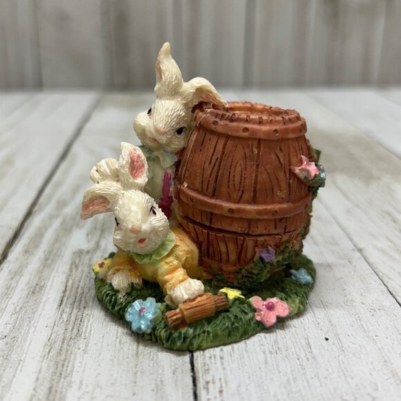 Vtg Easter Bunny Spring Time Resin Characters Set of 3 Home Decorations - Picture 8 of 10